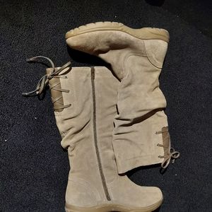 Nude Winter Boots